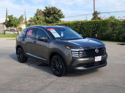 Certified 2025 Nissan Kicks SR