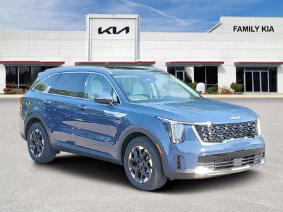 Certified 2024 Kia Sorento S w/ Panoramic Sunroof Package