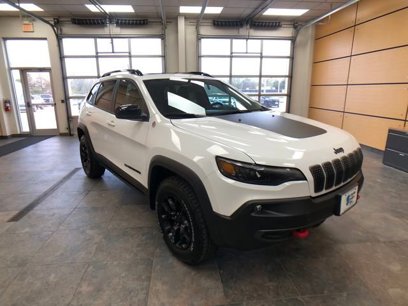 Used 2023 Jeep Cherokee Trailhawk w/ Sun & Sound Group