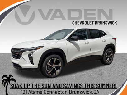 New 2025 Chevrolet Trax RS w/ Sunroof Package