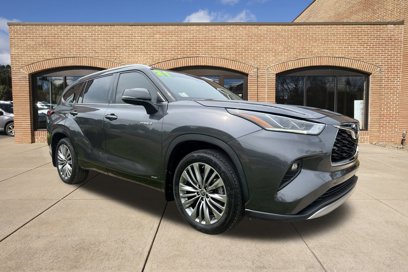 Used 2021 Toyota Highlander Platinum