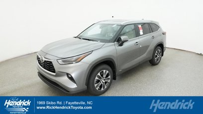New 2025 Toyota Highlander XLE