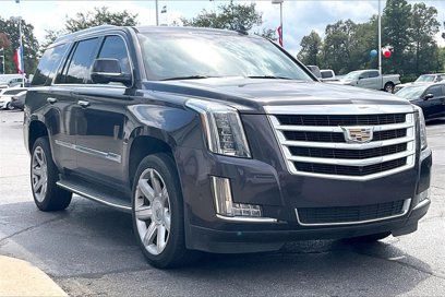 Used 2017 Cadillac Escalade Luxury