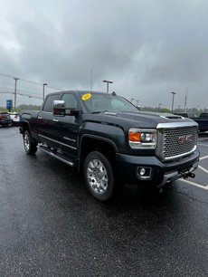 Used 2017 GMC Sierra 2500 Denali w/ Duramax Plus Package