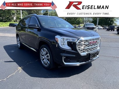 Used 2023 GMC Terrain Denali w/ Denali Premium Package