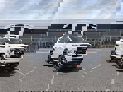 New 2025 GMC Acadia AT4 w/ Luxury Package