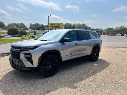 Used 2024 Chevrolet Traverse RS