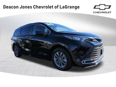 Used 2024 Toyota Sienna XLE