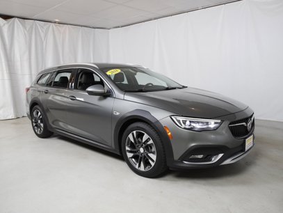 Used 2018 Buick Regal Essence w/ Driver Confidence Package #1
