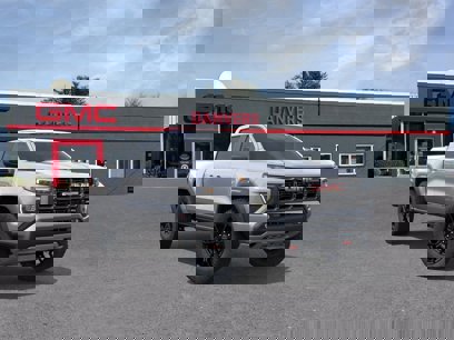 New 2025 GMC Canyon AT4