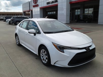 New 2025 Toyota Corolla LE