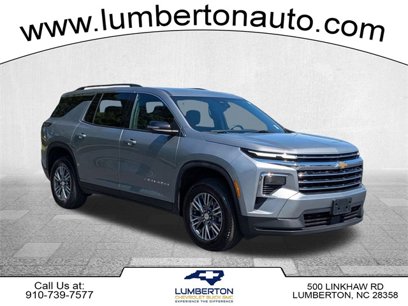 Used 2024 Chevrolet Traverse LT
