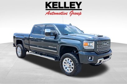 Used 2018 GMC Sierra 2500 Denali w/ Duramax Plus Package