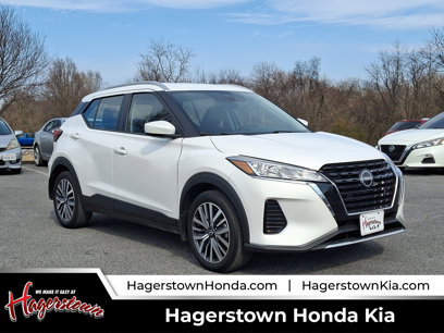 Used 2022 Nissan Kicks SV