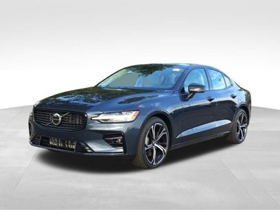 New 2024 Volvo S60 B5 Core w/ Climate Package