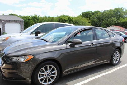 Used 2017 Ford Fusion SE