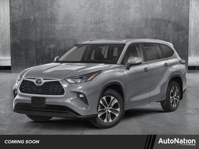 New 2025 Toyota Highlander XLE