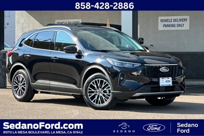 New 2025 Ford Escape SE