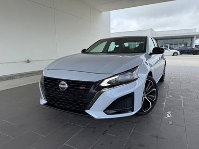 Used 2024 Nissan Altima 2.5 SR