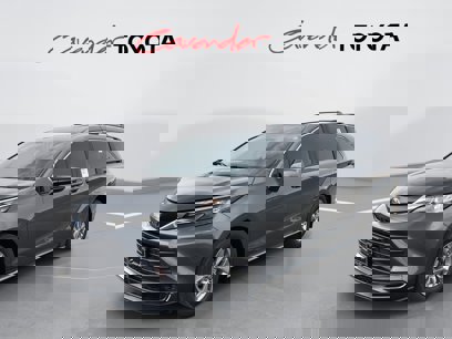New 2025 Toyota Sienna LE
