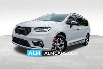 Used 2023 Chrysler Pacifica Limited