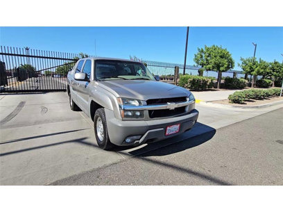 Used 2002 Chevrolet Avalanche 2WD w/ Convenience Pkg