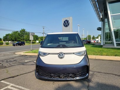 New 2025 Volkswagen ID. Buzz Pro S Plus