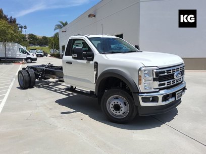 New 2025 Ford F550 2WD Regular Cab Super Duty w/ XL Chrome Package