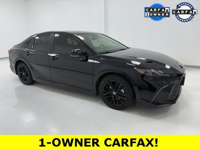 Used 2025 Toyota Camry SE