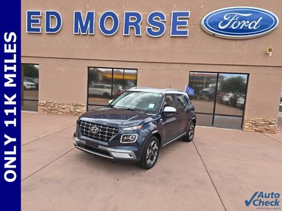 Used 2023 Hyundai Venue Limited w/ Cargo Package