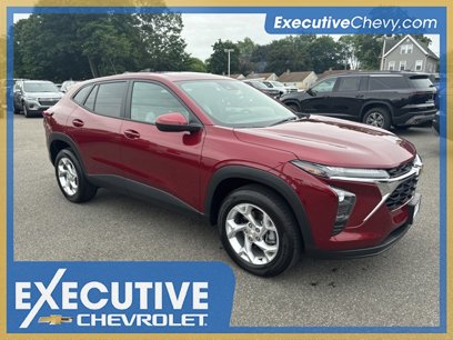 Used 2025 Chevrolet Trax LS w/ LS Convenience Package