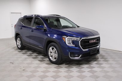 Used 2022 GMC Terrain SLE w/ Driver Convenience Package