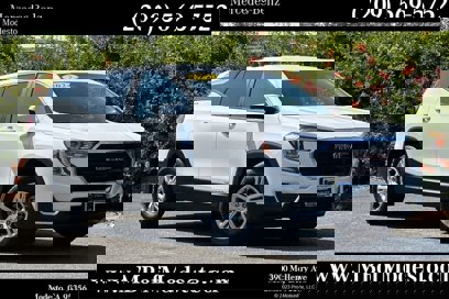 Used 2024 GMC Terrain SLE