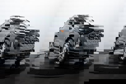 New 2025 Audi Q5 Premium Plus