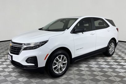 Used 2022 Chevrolet Equinox LS w/ LS Convenience Package