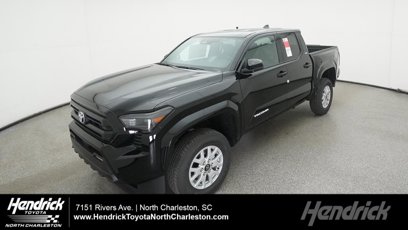 New 2025 Toyota Tacoma SR5