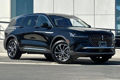 New 2025 Lincoln Nautilus Premier
