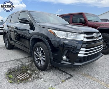 Used 2017 Toyota Highlander SE