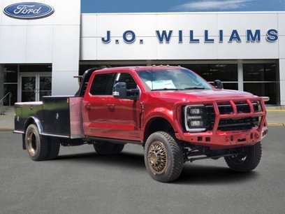 New 2025 Ford F550 4x4 Crew Cab Super Duty