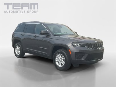 New 2025 Jeep Grand Cherokee Laredo w/ Luxury Tech Group I