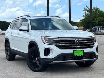 Certified 2025 Volkswagen Atlas SE