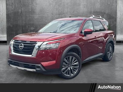 Used 2024 Nissan Pathfinder SL w/ SL Premium Package