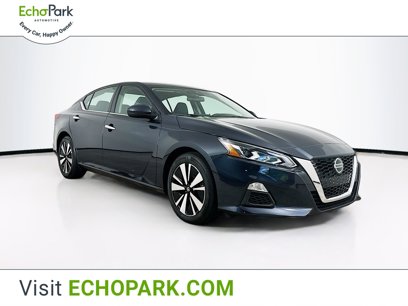 Used 2022 Nissan Altima 2.5 SV