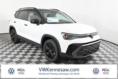 New 2025 Volkswagen Taos SE