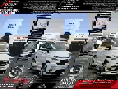 New 2025 Chrysler Pacifica Select w/ Uconnect Theater Family Group