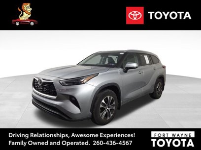 Used 2023 Toyota Highlander XLE