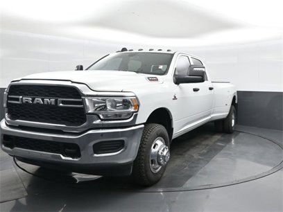 New 2024 RAM 3500 Tradesman w/ Chrome Appearance Group