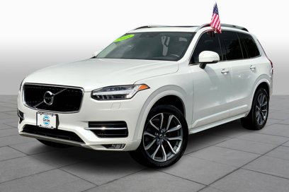 Used 2018 Volvo XC90 T5 Momentum w/ Momentum Plus Package