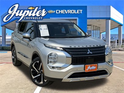 Used 2023 Mitsubishi Outlander SE