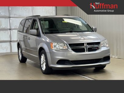 Used 2016 Dodge Grand Caravan SXT w/ UConnect Hands-Free Group